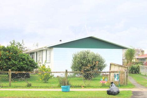 Photo of property in 12 Rhonda Avenue, Deanwell, Hamilton, 3206