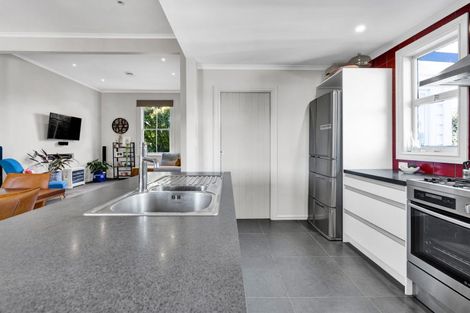 Photo of property in 272 Saunders Road, Okato, New Plymouth, 4381