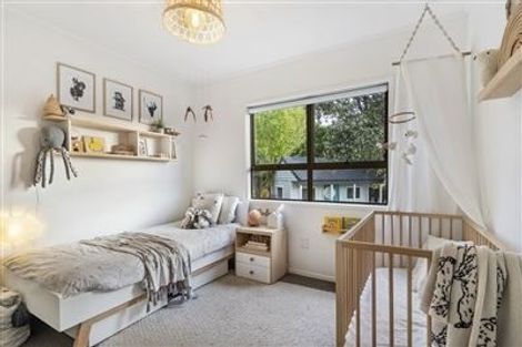 Photo of property in 2 Redwing Street, Browns Bay, Auckland, 0630