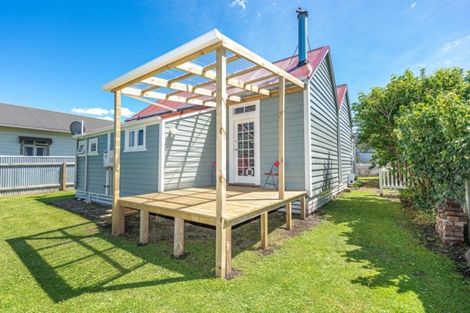 Photo of property in 50 Maxwell Avenue, Durie Hill, Whanganui, 4500