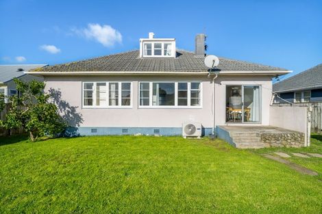 Photo of property in 13 Hughes Crescent, Taita, Lower Hutt, 5011