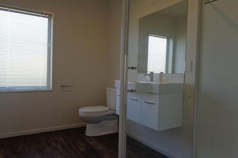 Photo of property in 11 Faringdon Boulevard, Rolleston, 7615