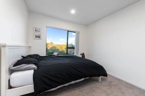 Photo of property in 2b Kororo Street, Northcote, Auckland, 0627