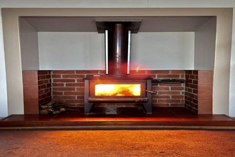 Photo of property in 1 Aramoana Road, Careys Bay, Port Chalmers, 9082