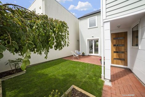 Photo of property in 5/36 Dee Street, Island Bay, Wellington, 6023