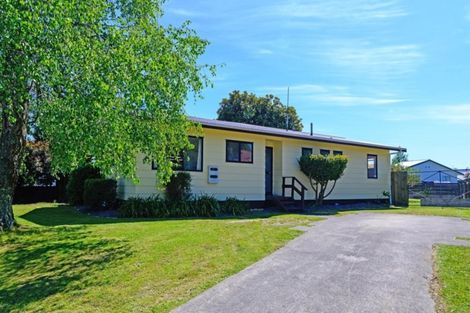Photo of property in 21 Sequoia Crescent, Owhata, Rotorua, 3010