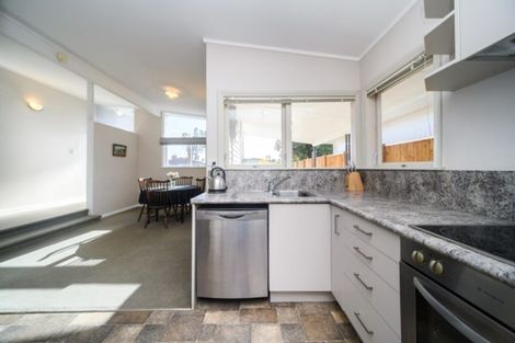 Photo of property in 7 Hartley Place, Awapuni, Palmerston North, 4412