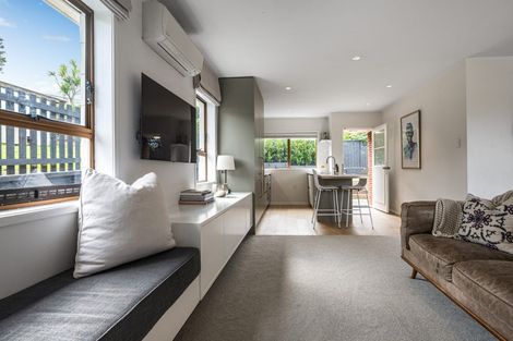 Photo of property in 3/6 Keys Street, Belmont, Auckland, 0622