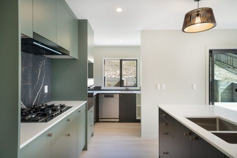 Photo of property in 5 Swinton Place, Churton Park, 6037