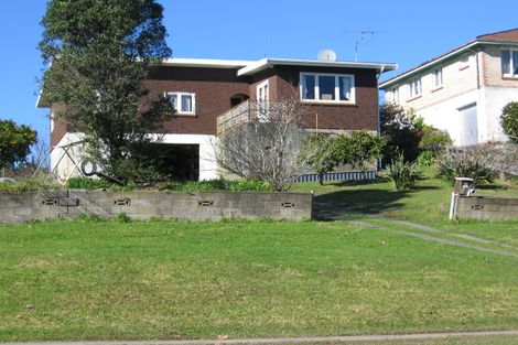 Photo of property in 12 Neumann Street, Kawakawa, 0210