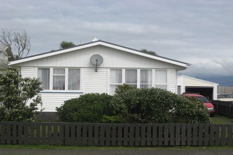 Photo of property in 10 Tohora Place, Spotswood, New Plymouth, 4310