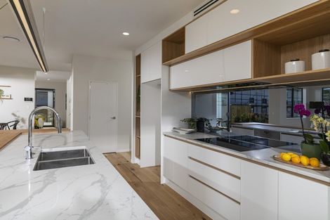 Photo of property in 4 Kina Place, Long Bay, Auckland, 0630