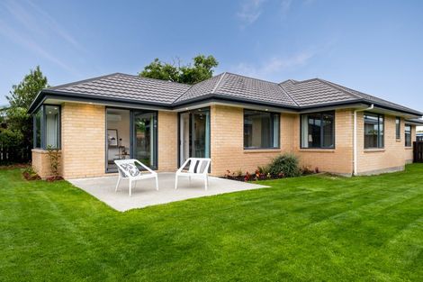 Photo of property in 14 Gladstone Road, Woodend, 7610