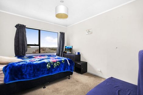 Photo of property in 6 Southview Place, Wattle Downs, Auckland, 2102