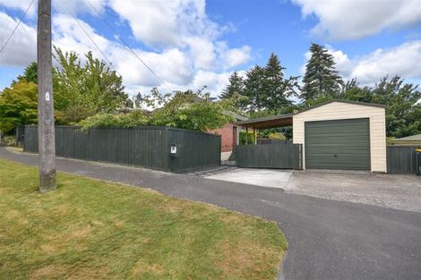 Photo of property in 18 Glenross Street, Glenross, Dunedin, 9011