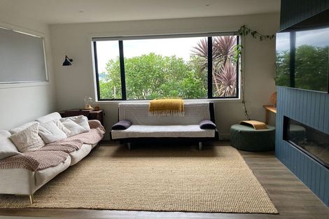 Photo of property in 9 Koru Place, Snells Beach, 0920