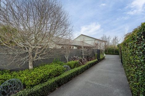 Photo of property in 26 Grahams Road, Ilam, Christchurch, 8041
