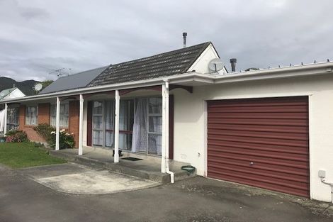 Photo of property in 2/14 Fuller Grove, Woburn, Lower Hutt, 5010