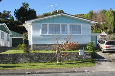 Photo of property in 21 Robson Street, Stokes Valley, Lower Hutt, 5019
