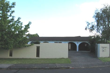 Photo of property in 10 Puawai Place, Northcote, Auckland, 0627