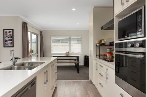 Photo of property in 6 Teachers Court, Papamoa Beach, Papamoa, 3118