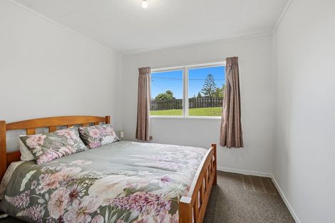 Photo of property in 13 Okura River Road, Okura, Albany, 0792