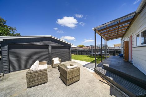 Photo of property in 84 Featherston Street, Takaro, Palmerston North, 4412