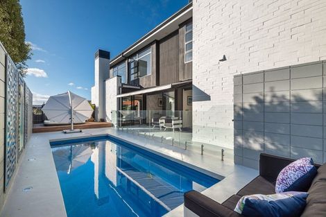 Photo of property in 1 Weona Place, Westmere, Auckland, 1022