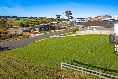 Photo of property in 3 Komarohi Road, Snells Beach, 0920