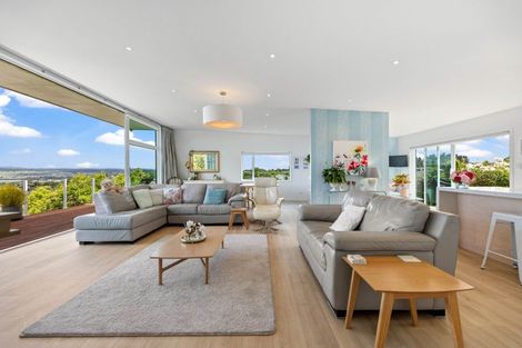 Photo of property in 12 Botanical Heights Drive, Waipahihi, Taupo, 3330