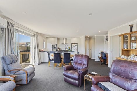 Photo of property in 24c Richmond Street, Waitara, 4320