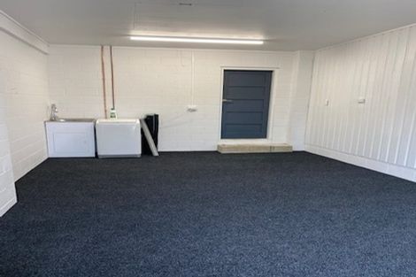 Photo of property in 1/37 Beatrice Avenue, Hillcrest, Auckland, 0627