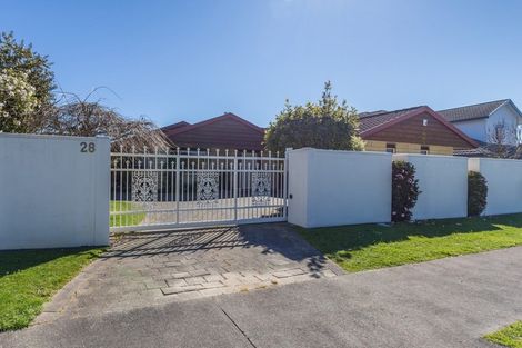 Photo of property in 28 Easton Way, Levin, 5510