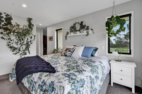 Photo of property in 376 Egmont Road, Hillsborough, New Plymouth, 4372