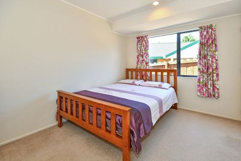 Photo of property in 27 Cottesmore Place, Huntington Park, Auckland, 2013
