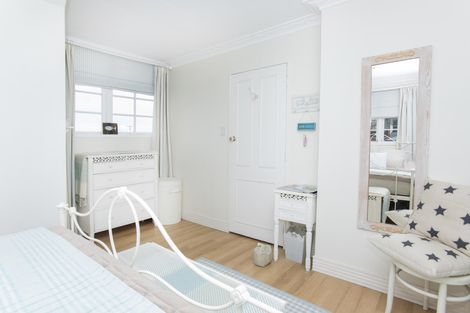 Photo of property in 9 Moana Road, Okitu, Gisborne, 4010