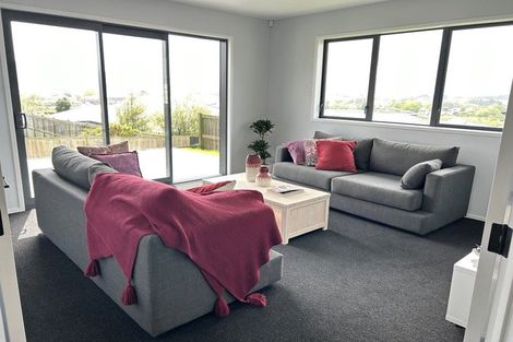 Photo of property in 32 Hitchen Road, Pokeno, 2402