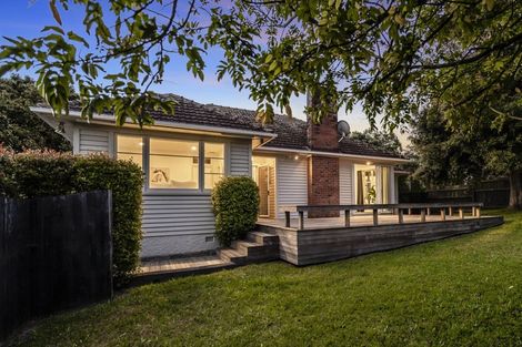 Photo of property in 76 Queenstown Road, Onehunga, Auckland, 1061