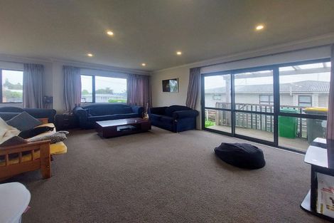 Photo of property in 9 Tapu Road, Huapai, Kumeu, 0810