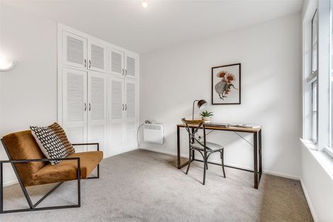 Photo of property in 137 Memorial Avenue, Burnside, Christchurch, 8053