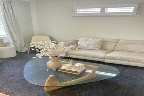 Photo of property in 3/142 Rosebank Road, Avondale, Auckland, 1026