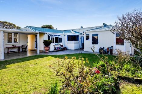 Photo of property in 74 South Road, Manaia, 4612