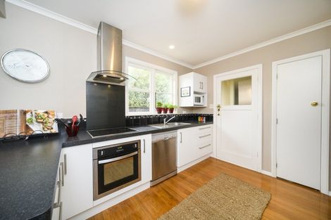 Photo of property in 490 College Street, Hokowhitu, Palmerston North, 4410