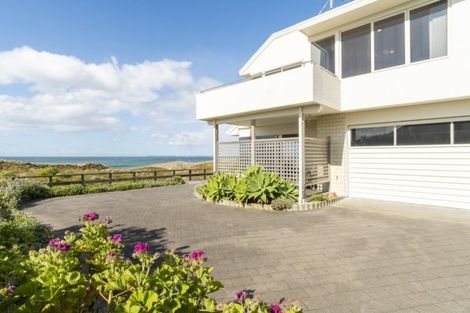 Photo of property in 437a Oceanbeach Road, Mount Maunganui, 3116