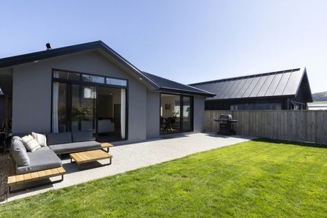 Photo of property in 46 Muster Road, Jacks Point, 9371