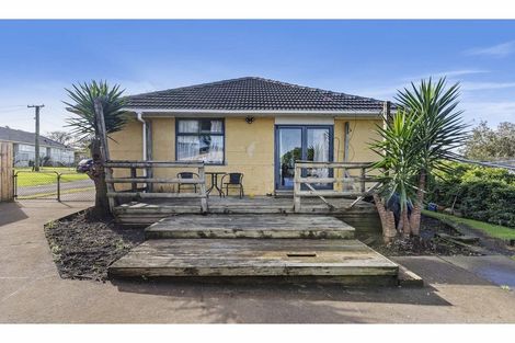 Photo of property in 1 Bardia Road, Panmure, Auckland, 1072