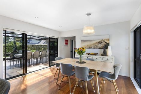 Photo of property in 43 Kenmure Avenue, Forrest Hill, Auckland, 0620