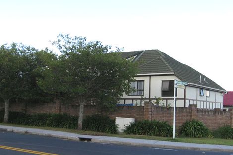 Photo of property in 158 Wiseley Road, West Harbour, Auckland, 0618