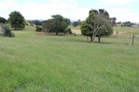 Photo of property in 2220 Kakaramea Road, Ngahinapouri, Hamilton, 3290