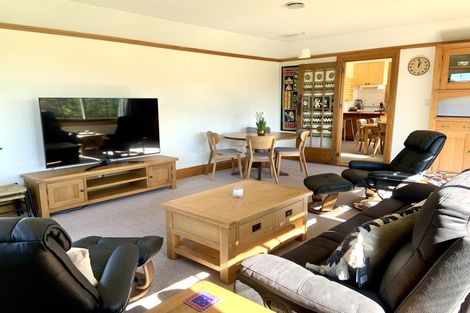 Photo of property in 100 Hawke Street, New Brighton, Christchurch, 8083